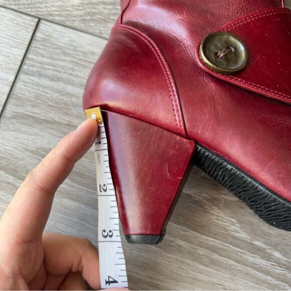 Chanii B  Chantal Pilon Bulle Collection Retro Leather Bootie - Picture 13 of 13